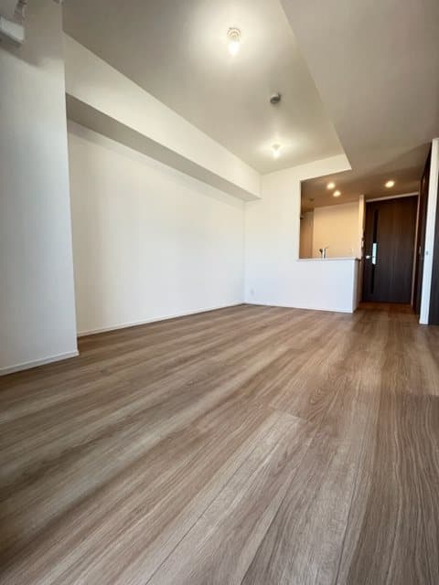 Room image 15