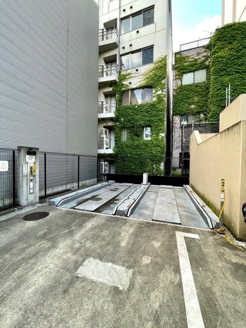Room image 9