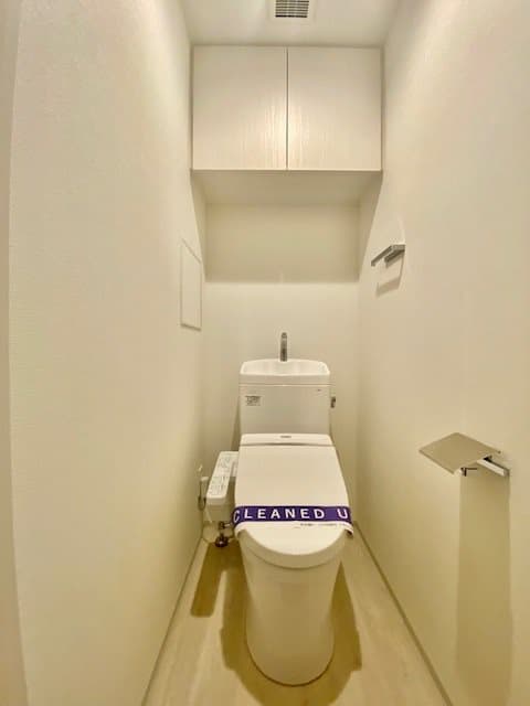 Room image 10
