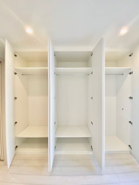 Room image 13