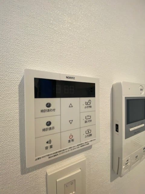 Room image 15