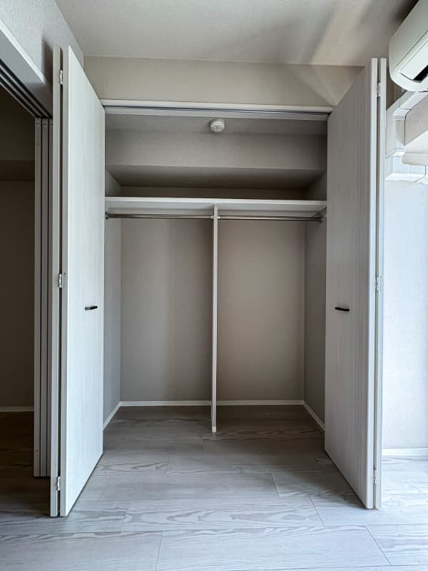 Room image 14