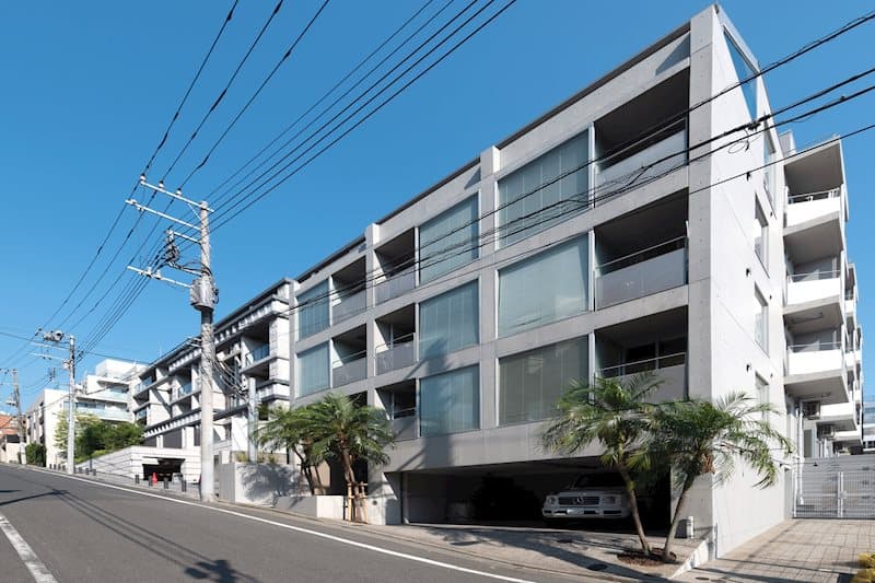 Main exterior of Residia Meguro II