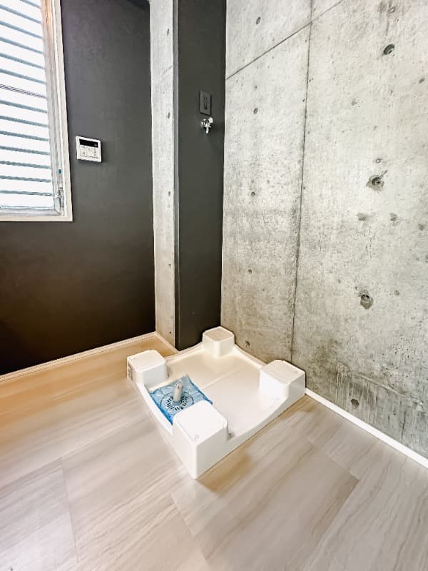 Room image 12