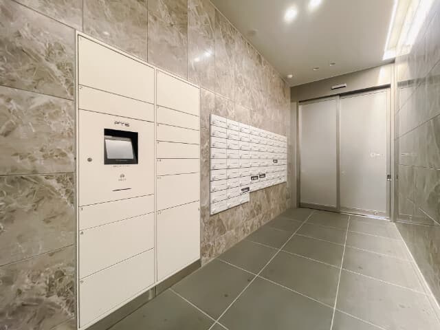Room image 15