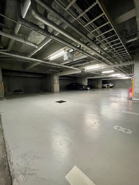 Room image 15