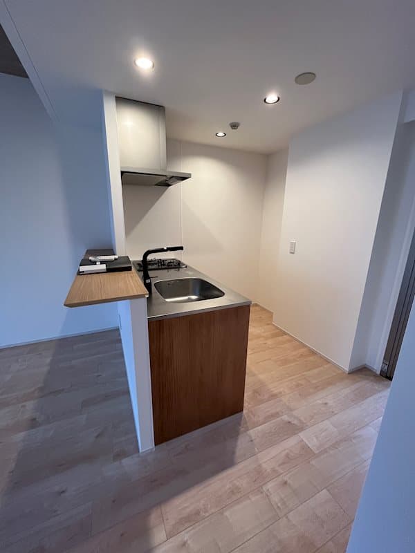 Room image 15