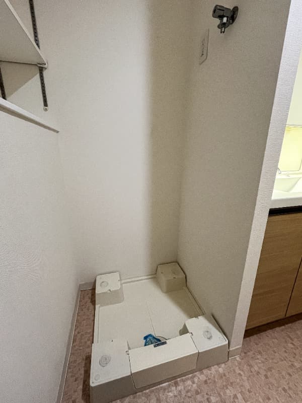 Room image 13