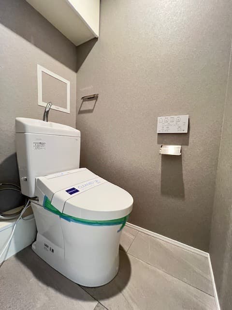 Room image 9