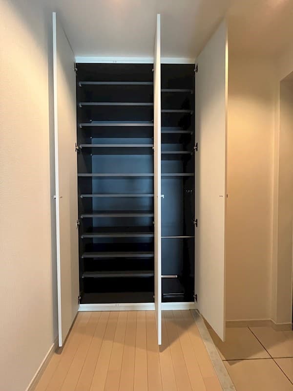 Room image 13