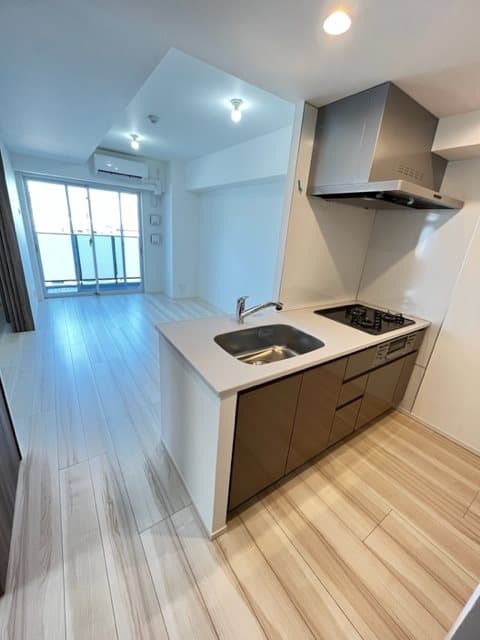 Room image 15