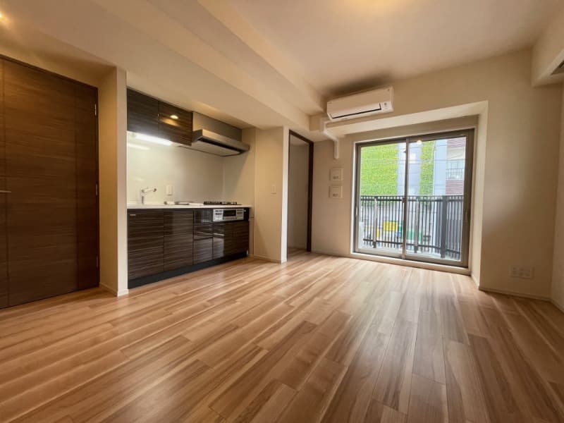 Preview interior of Residia Sendagi