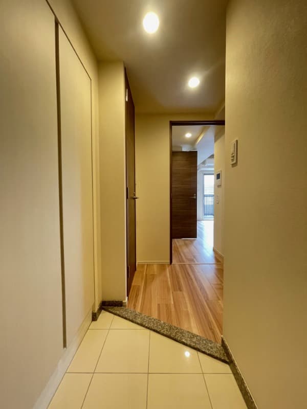 Room image 13
