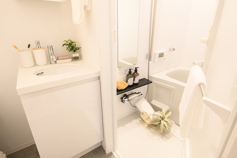 Room image 10