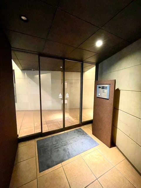 Room image 12