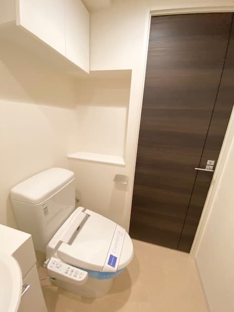 Room image 8