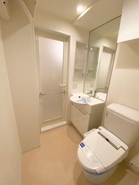 Room image 9