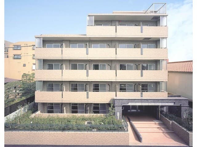 Main exterior of Residia Urayasu II