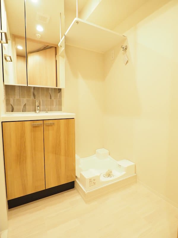 Room image 11