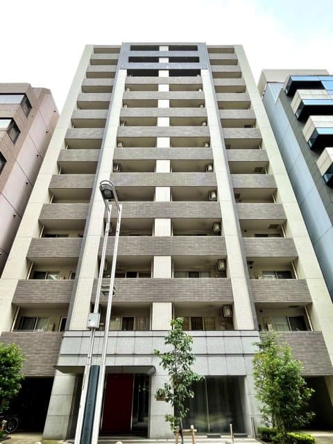 Main exterior of Residia Shiba Daimon II
