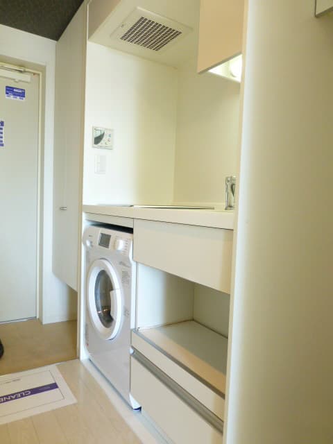 Preview interior of Residia Ikebukuro West
