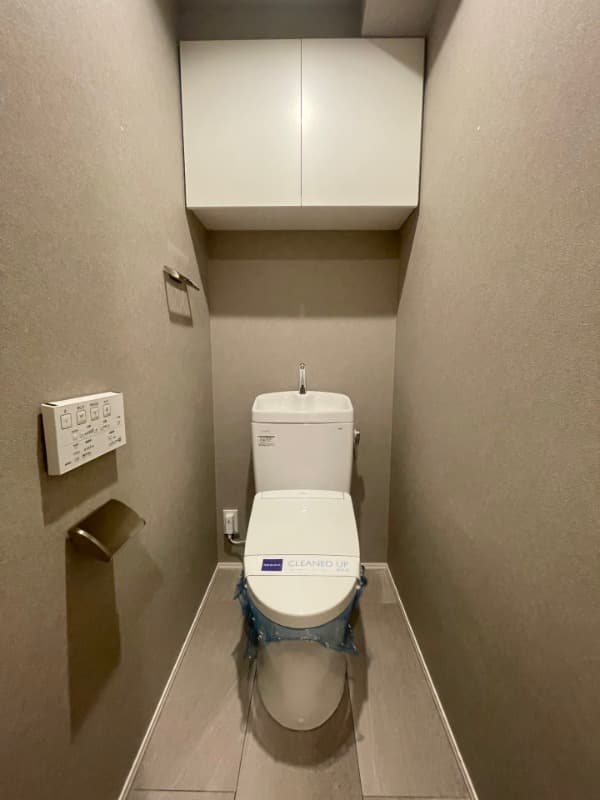 Room image 11