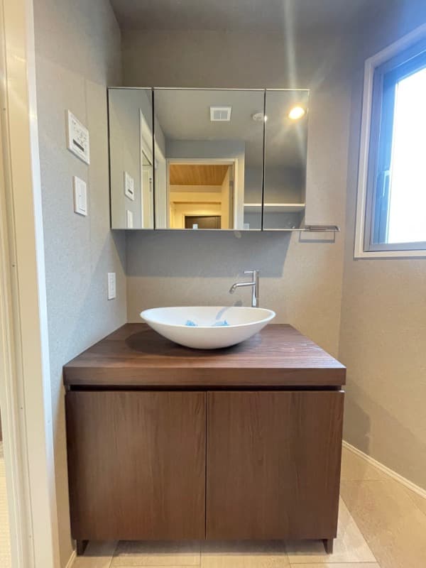 Room image 12