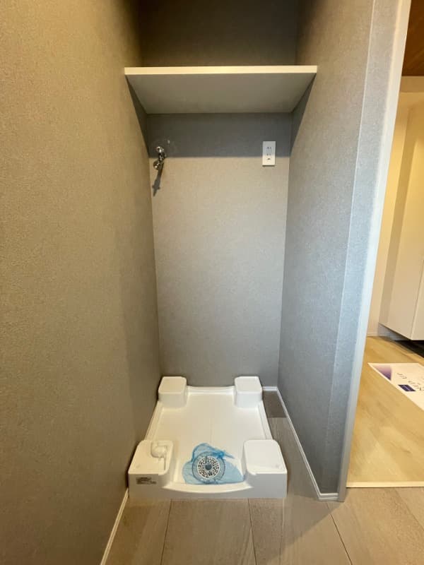 Room image 13
