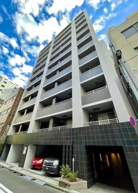 Main exterior of Residia Tsukiji