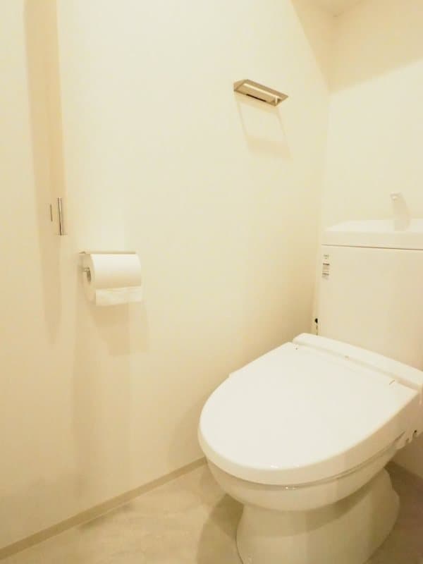 Room image 9