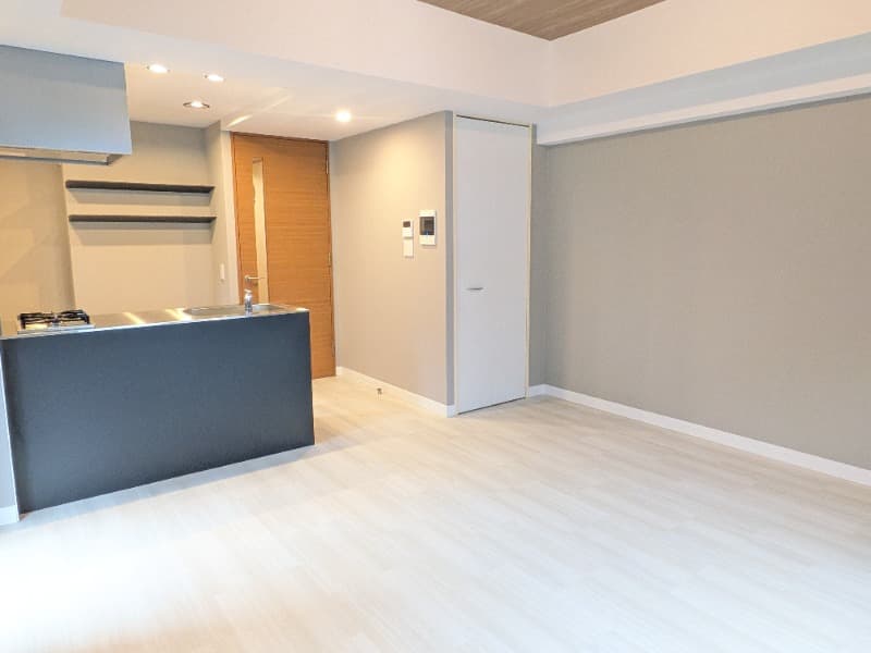 Room image 15