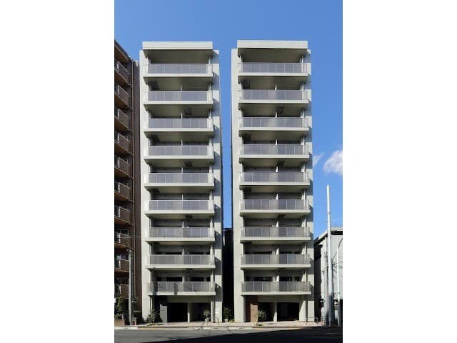 Main exterior of Duo Flats Iidabashi WEST