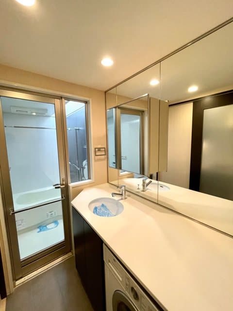 Preview interior of Residia Ebisu II