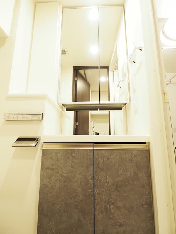 Room image 15