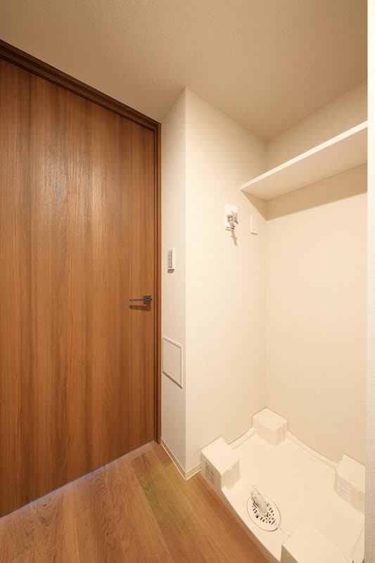 Room image 11