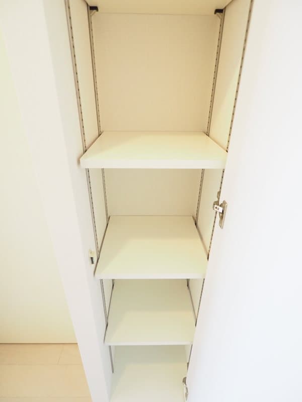 Room image 12