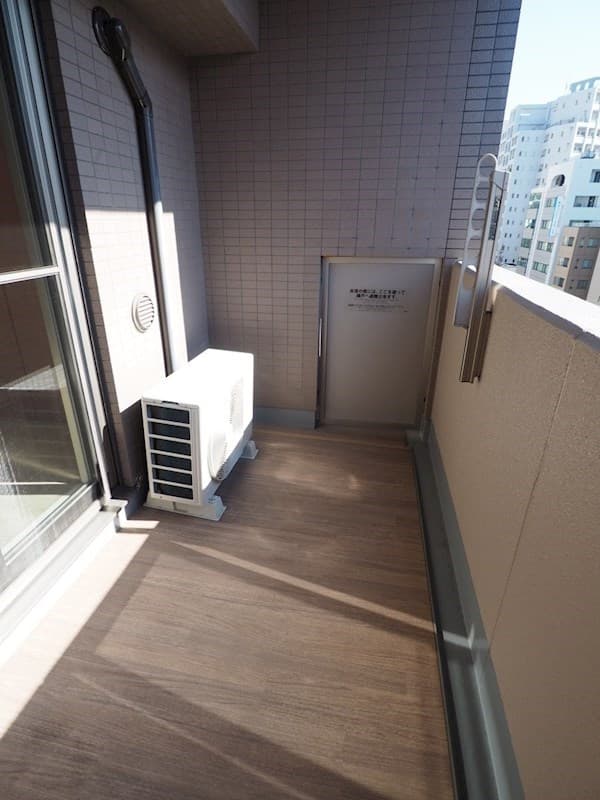 Room image 14