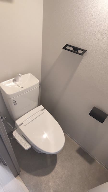 Room image 10