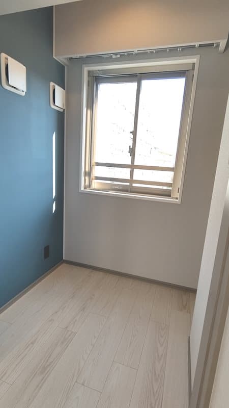 Room image 13