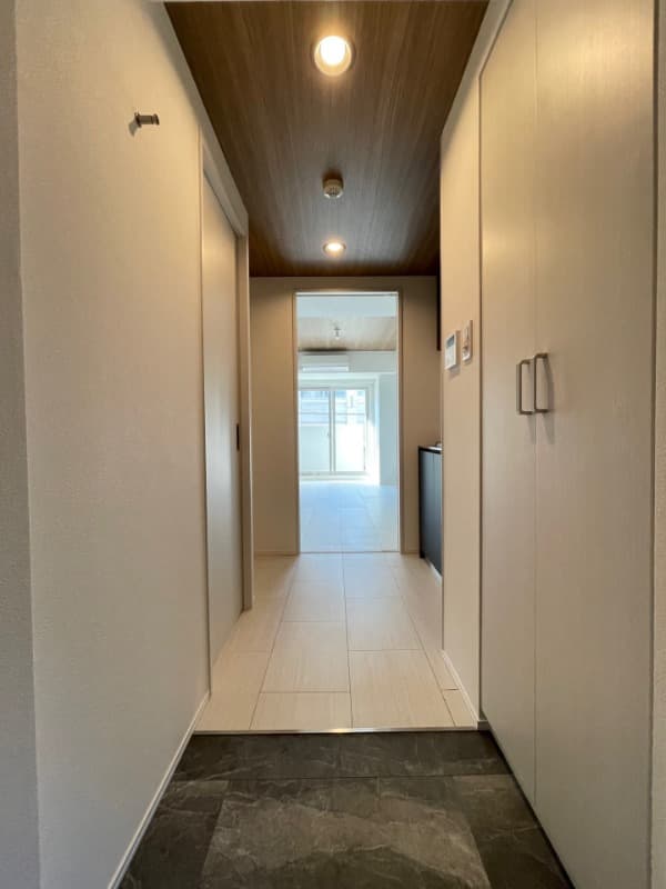 Room image 13