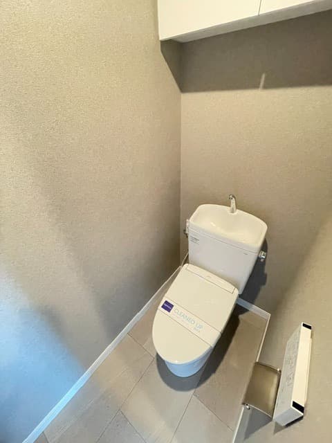 Room image 10