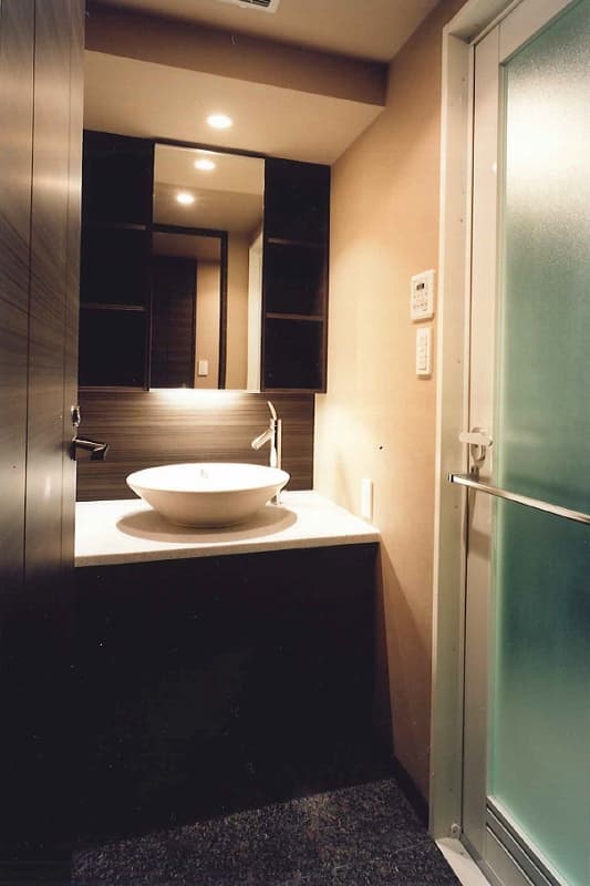 Room image 8