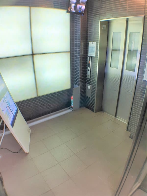Room image 15