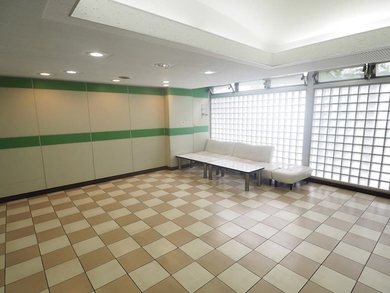Room image 8
