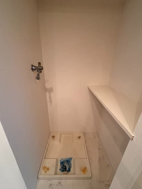 Room image 10
