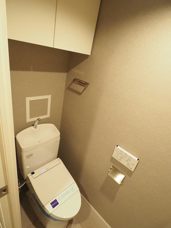Room image 10
