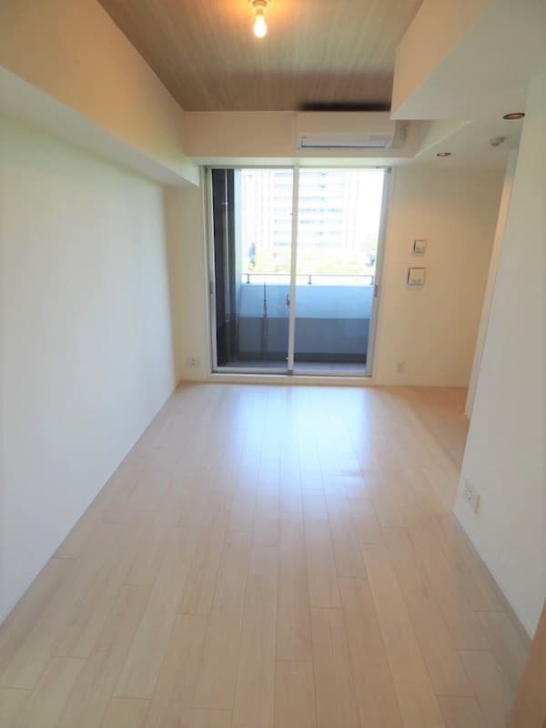 Room image 14