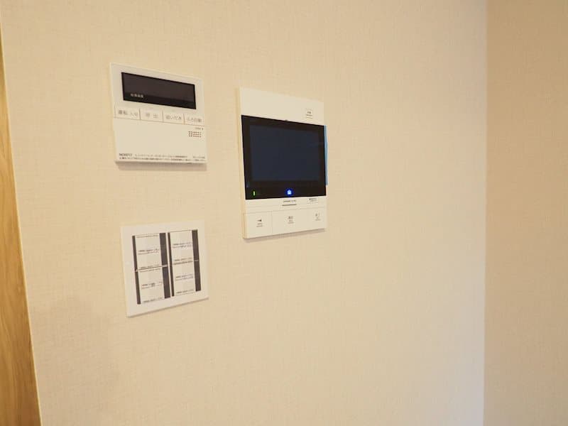 Room image 15
