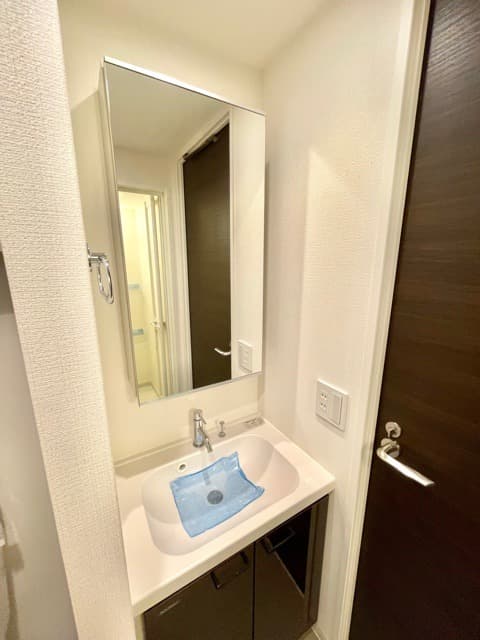 Room image 9