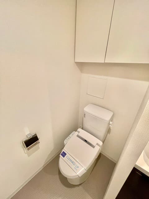 Room image 10